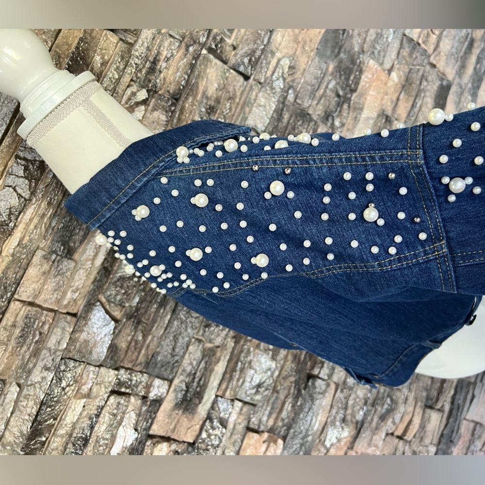 J. NNA Denim Jacket with Studs - Picture 10 of 16